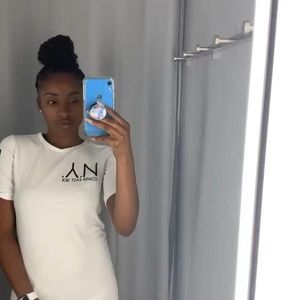 Meet your Posher, Ashleigh
